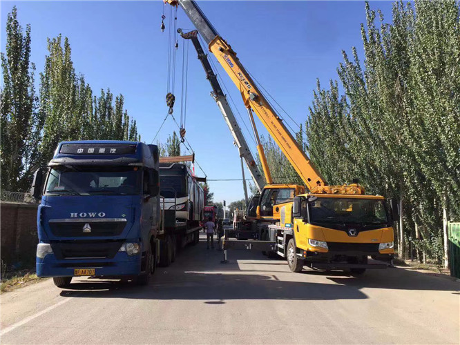 “省油又稳当”—— 吊车的 “智能节能” 技术